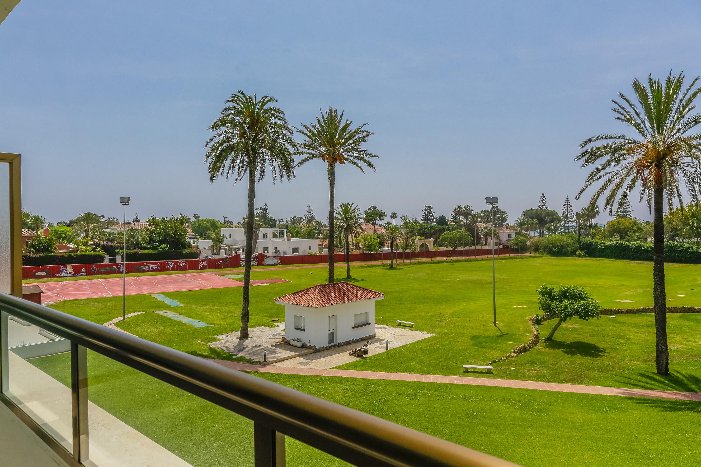 Sol Marbella Estepona Atalaya Park Eksteriør billede